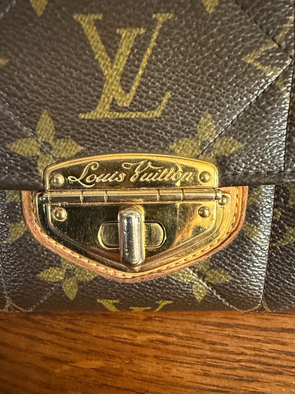 Louis Vuitton Etoile Sarah Monogram Quilted Brown Wallet with Gold SP5008 - Picture 9 of 16